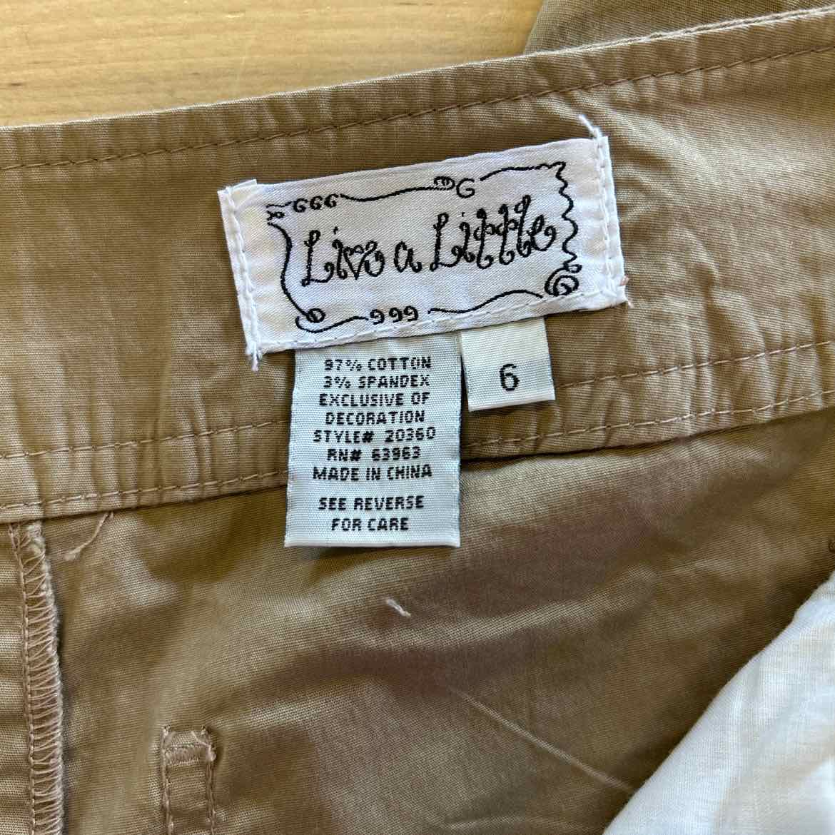 Live a little Size 6 Khaki Cotton New cargo