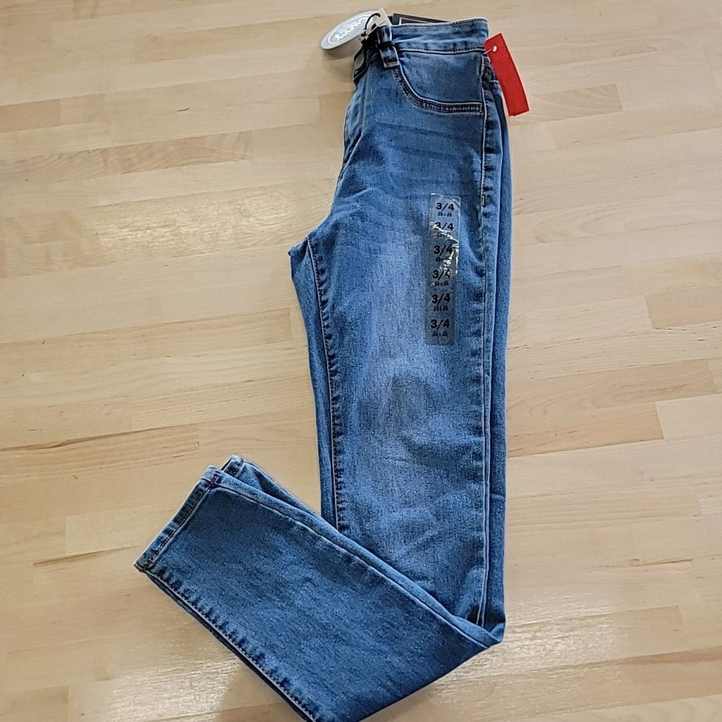 dollhouse Size 3/4 Blue Jeans Christina Curvy Collection Skinny NWT