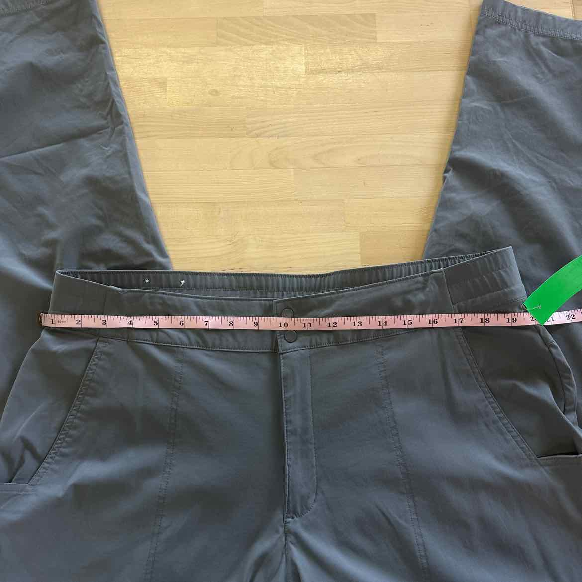 Columbia Size 18 Gray Preloved Athletic Pants