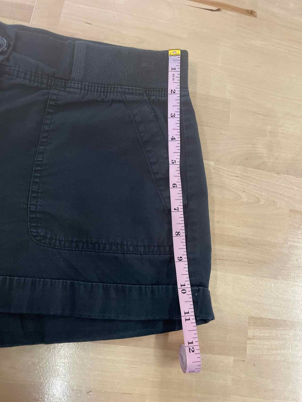 Loft Women Size 2 Black Preloved Shorts