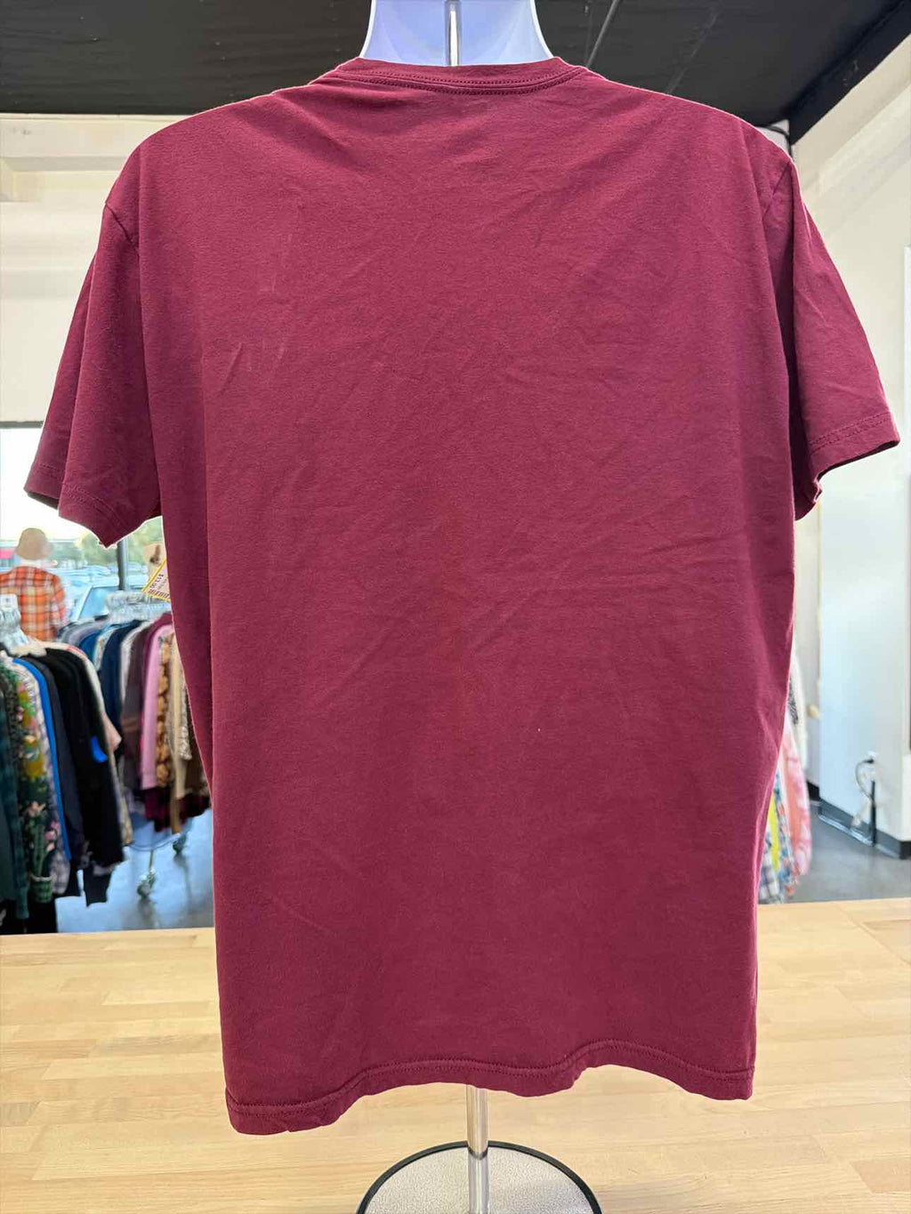 State Forty Eight Size XL Burgandy T-shirt