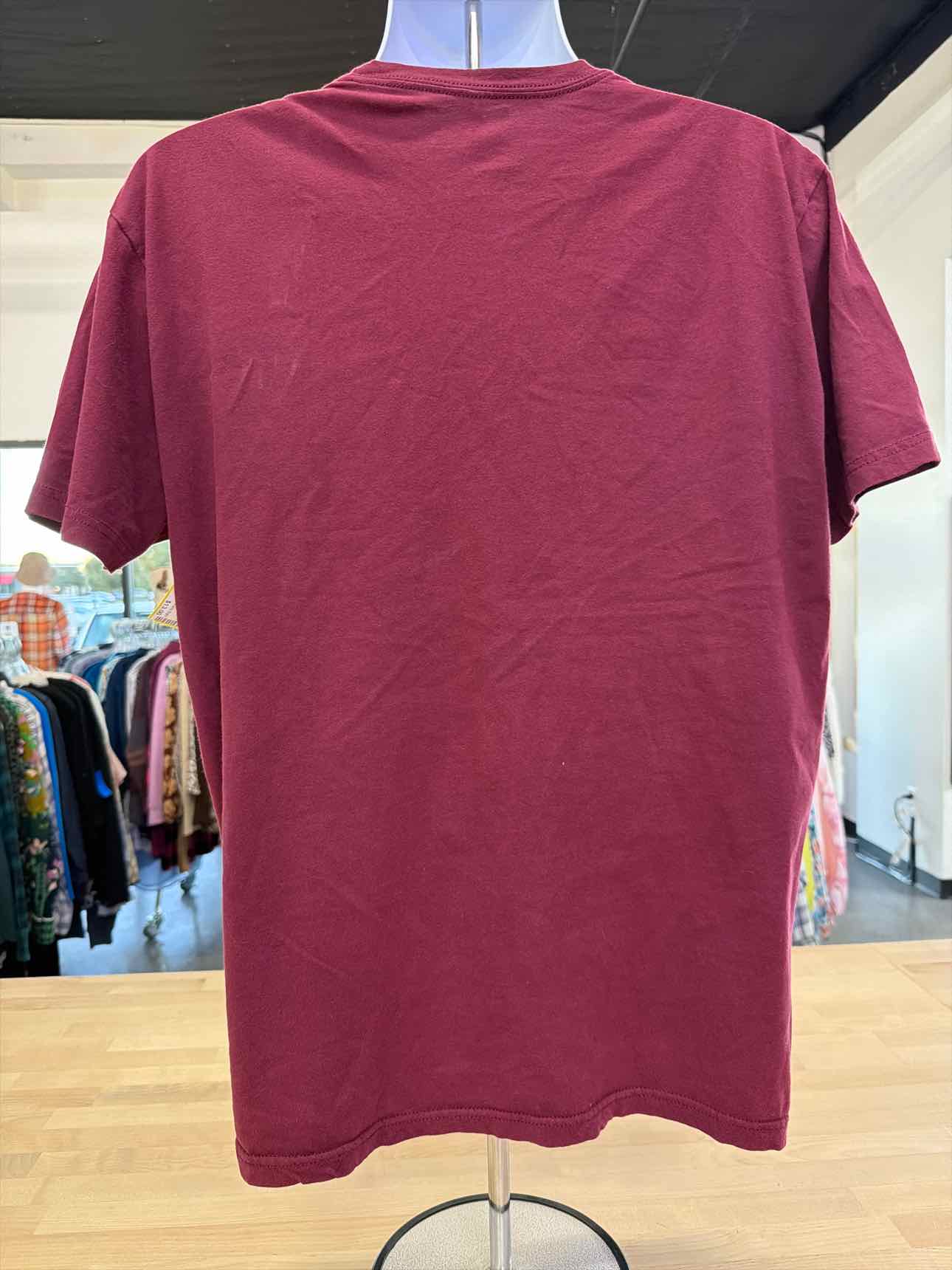 State Forty Eight Size XL Burgandy T-shirt
