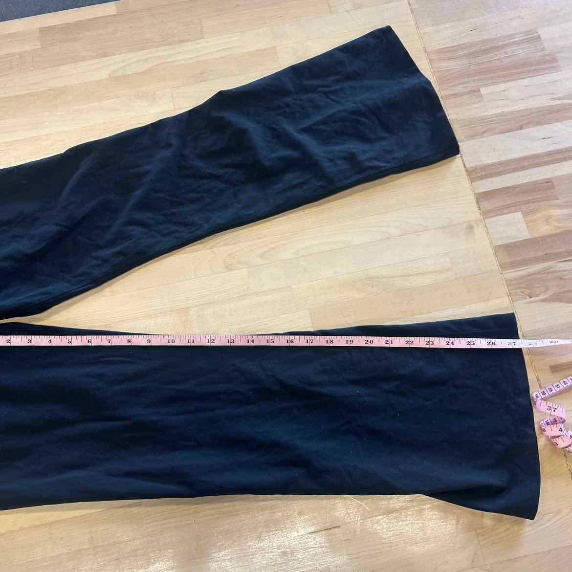 LuluLemon Size 8 Black Used Athletic Pants