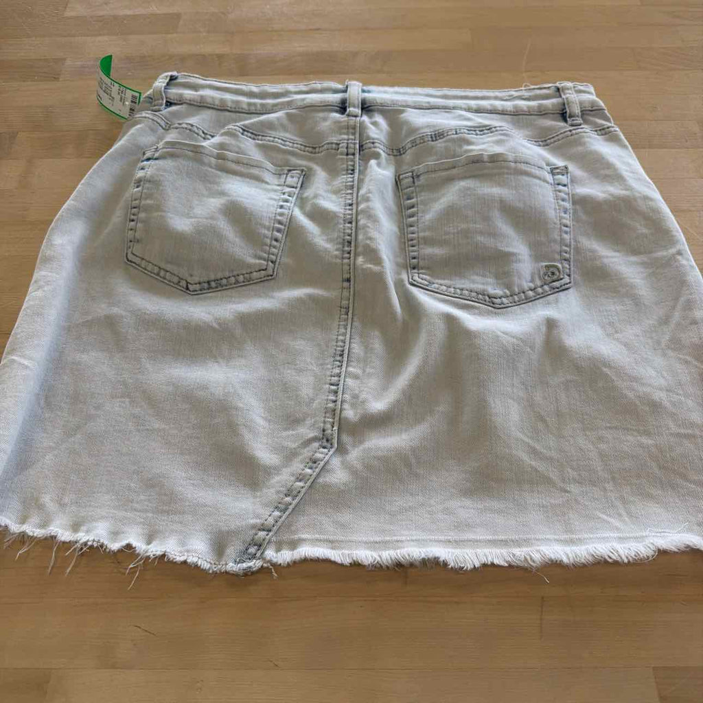 Indigo Rein Size 11 Denim Preloved Skirt