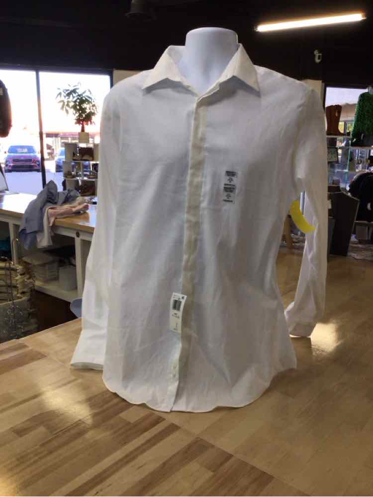Calvin Klein Infinite Color, Men's Regular-Fit Dress Shirt