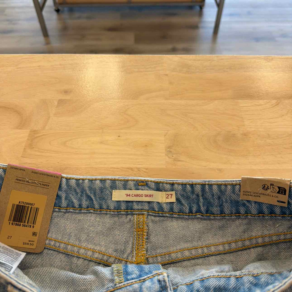 Levi's Size 27 Blue New Skirt