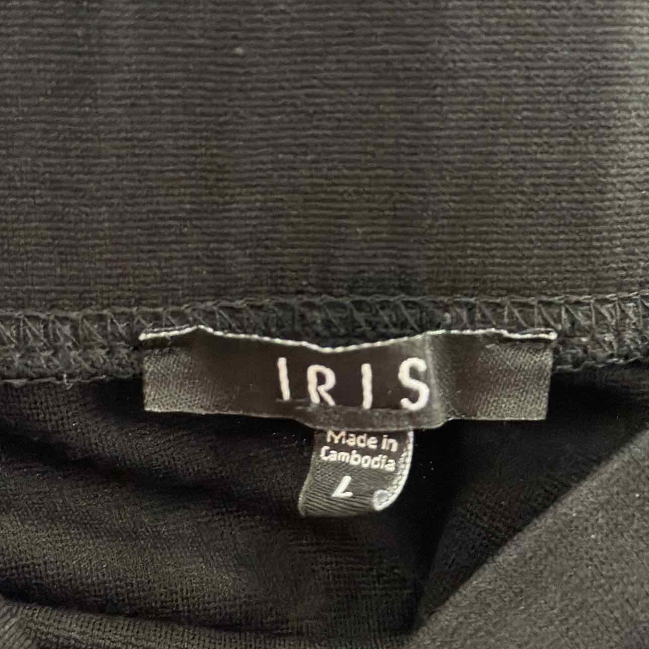 Iris Size L Black Preloved Skirt