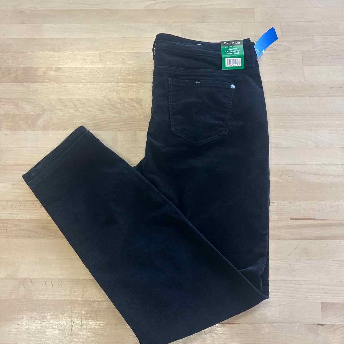 Well Worn Size 12 Black Corduroy Preloved Pants