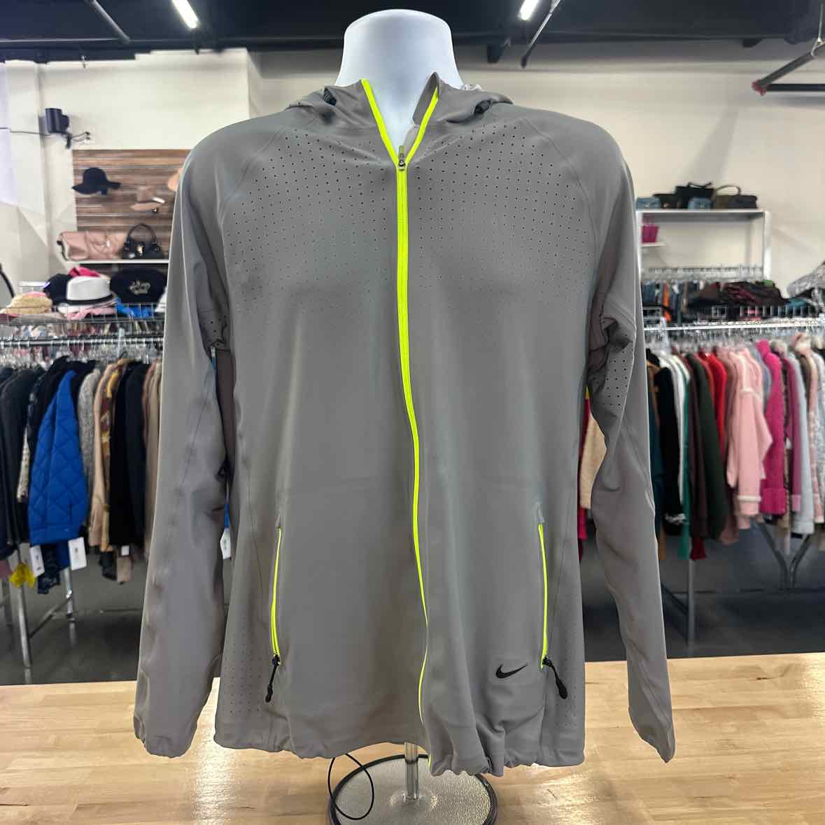 Nike Size L Gray MENS Athletic Jacket