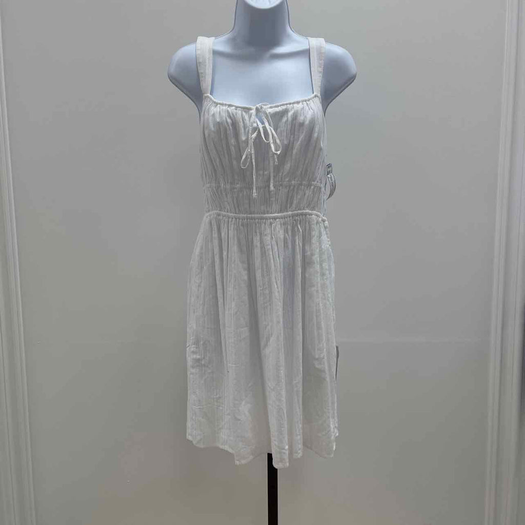 Levi's Size M White New Dress