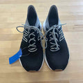 New Balance Size 8.5 Black Preloved Sneakers