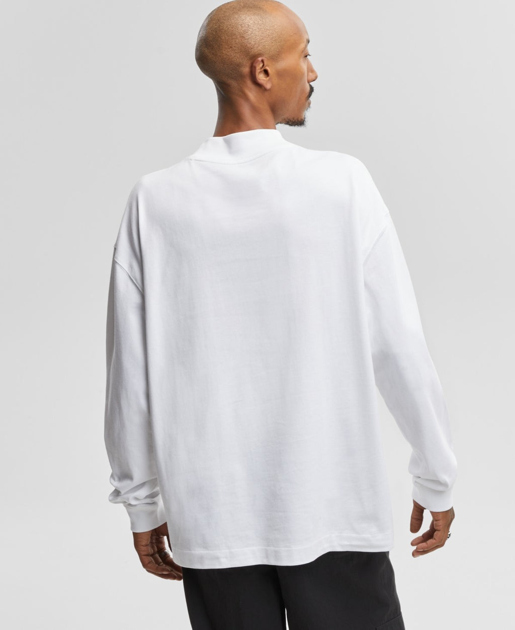 Mode of One Men's Long-Sleeve Oversized-Fit T-Shirt