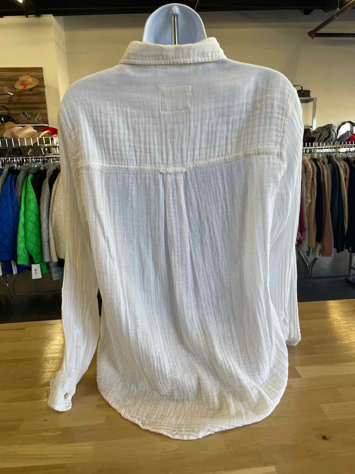 Rails Size M White Button Down Shirt