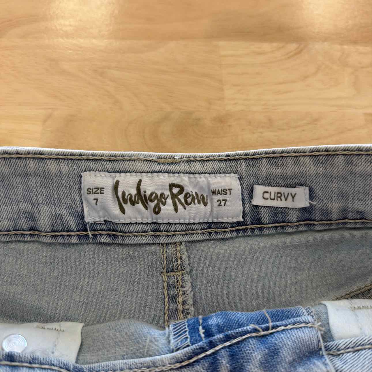 Indigo Rain Women Size 7 Blue New Shorts
