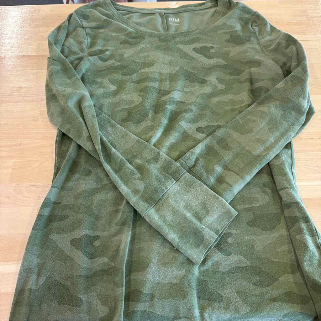 ANA Size L Green Preloved Long Sleeve