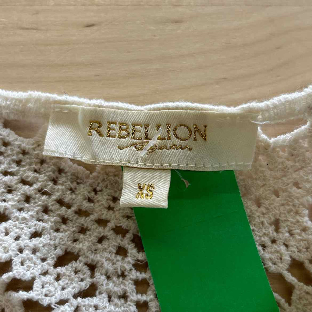 Rebellion Size XL Tan Knit Preloved Coverup