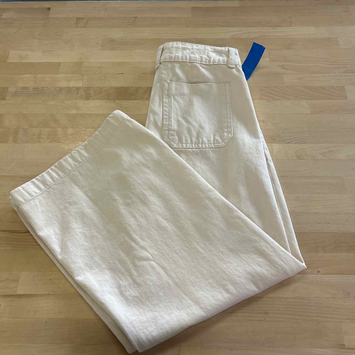 MNG Size 4 Tan Preloved Pants