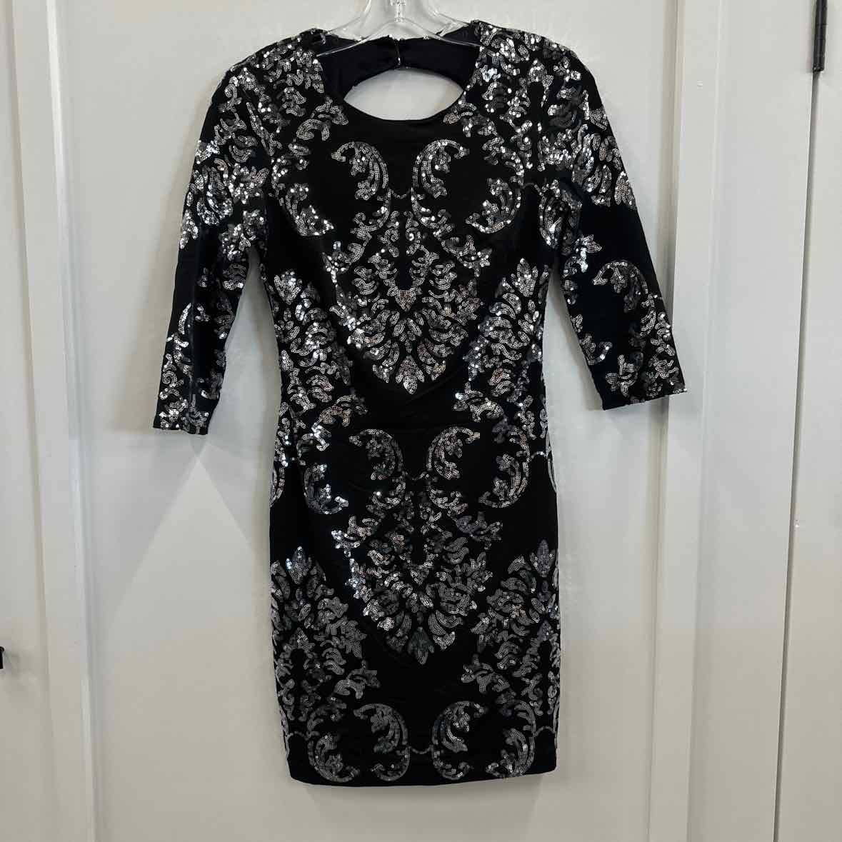 B Darlin Size 5/6 Black & Silver Dress