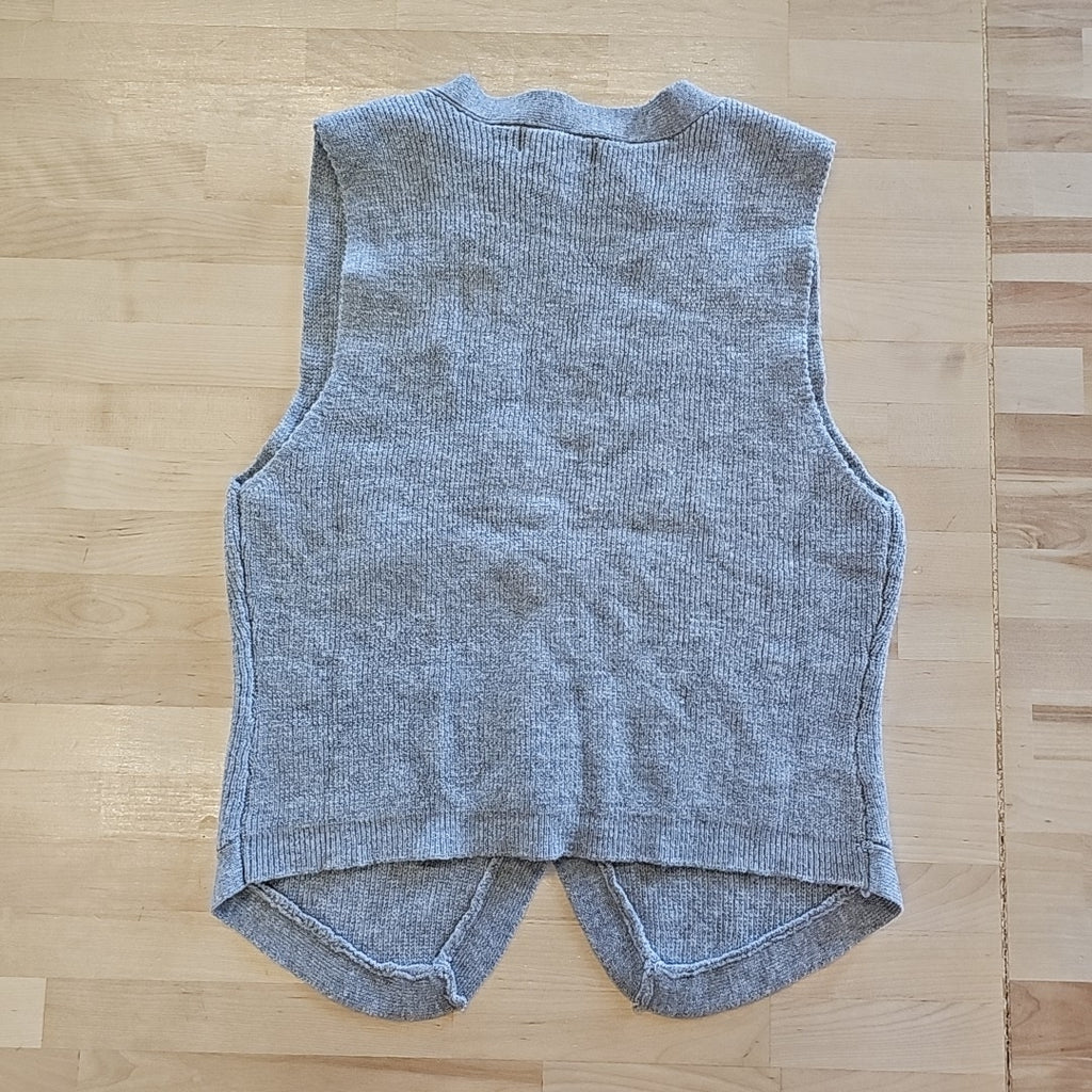 Ultra Flirt Juniors' V-Neck Button-Front Sweater Vest