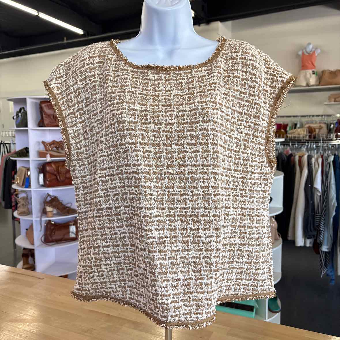 Max Studio Size XL Beige Knit Preloved Sleeveless