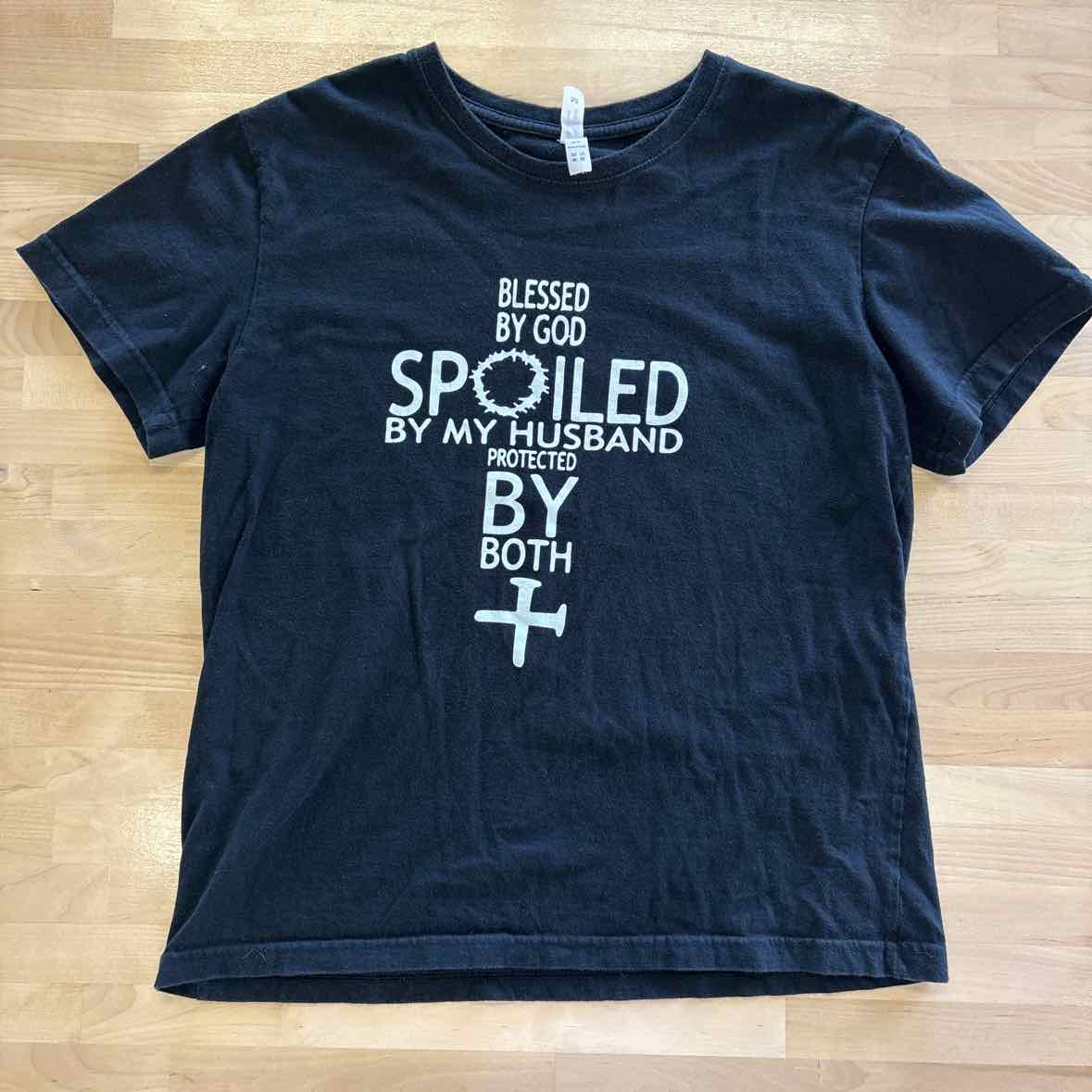 Size M Black T-shirt