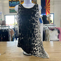 DG2 Size M Black White Preloved Tank