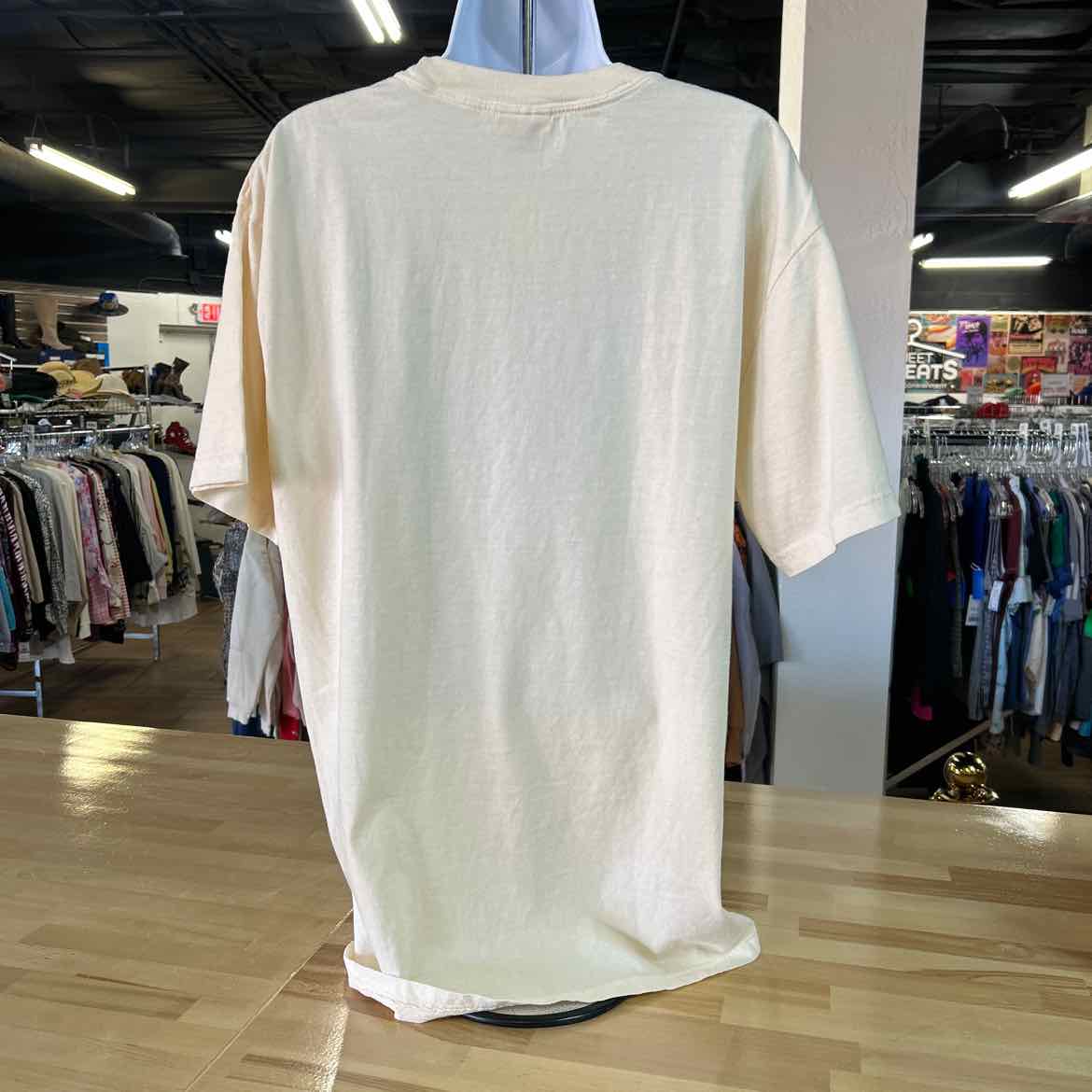Comfort Colors Size L Tan Preloved T-Shirt SS