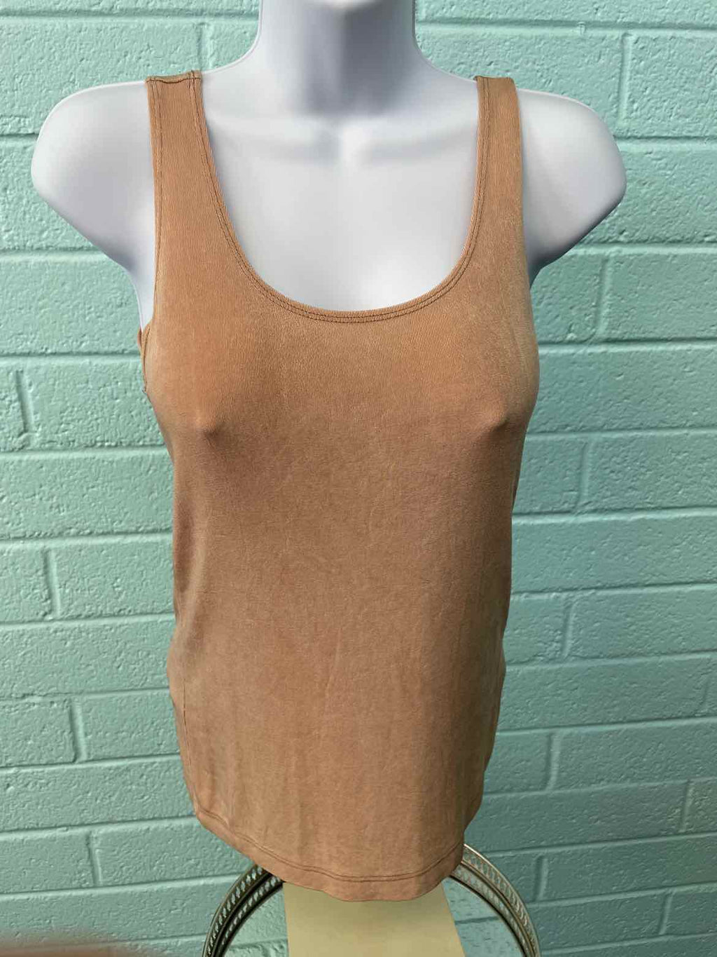 Chico's Size 0 Tan Tank