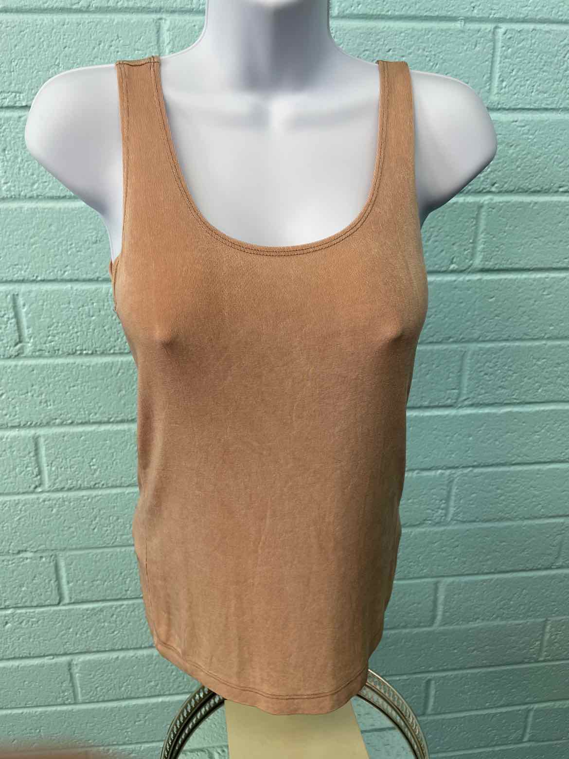 Chico's Size 0 Tan Tank