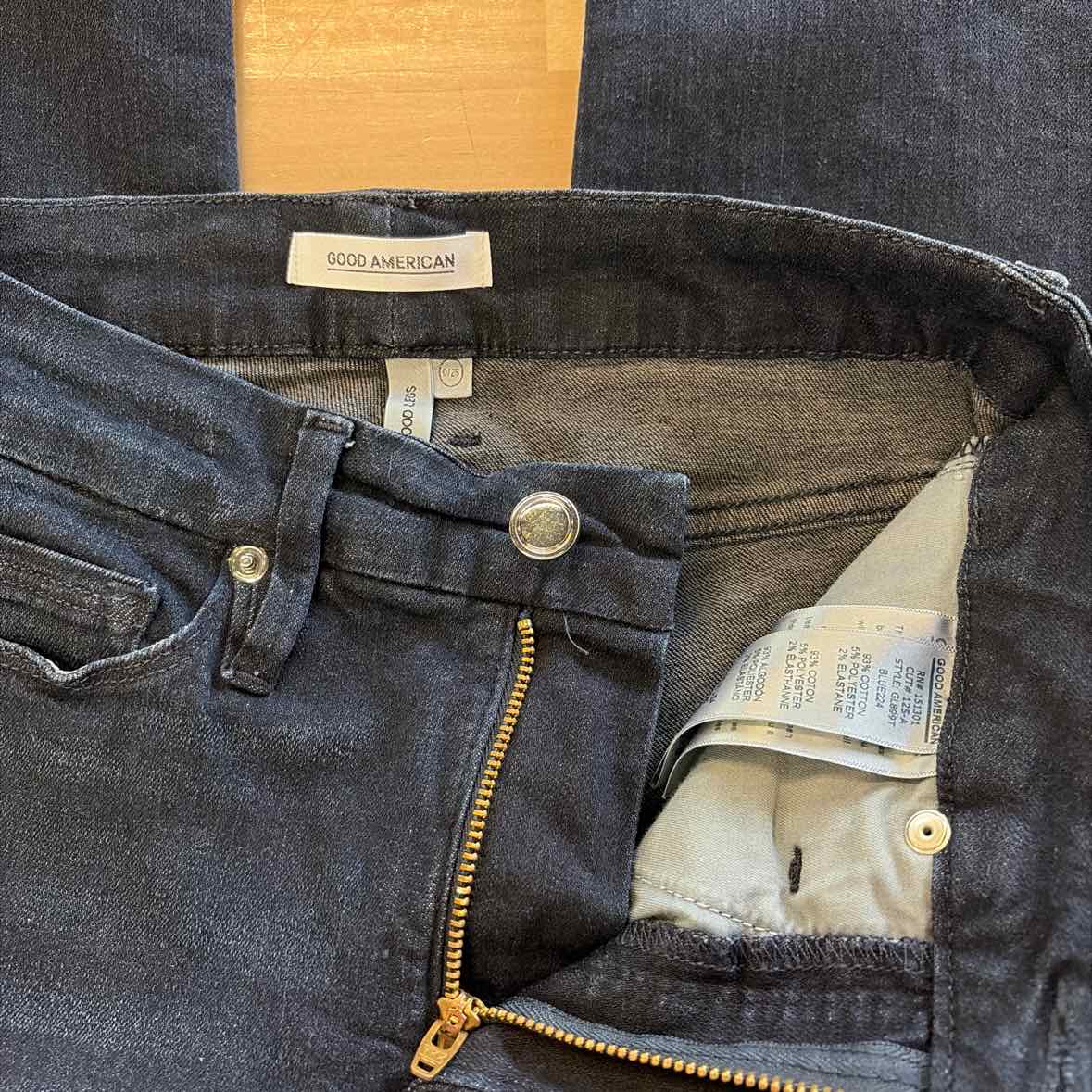 Good American Size 0 Blue Used Jeans