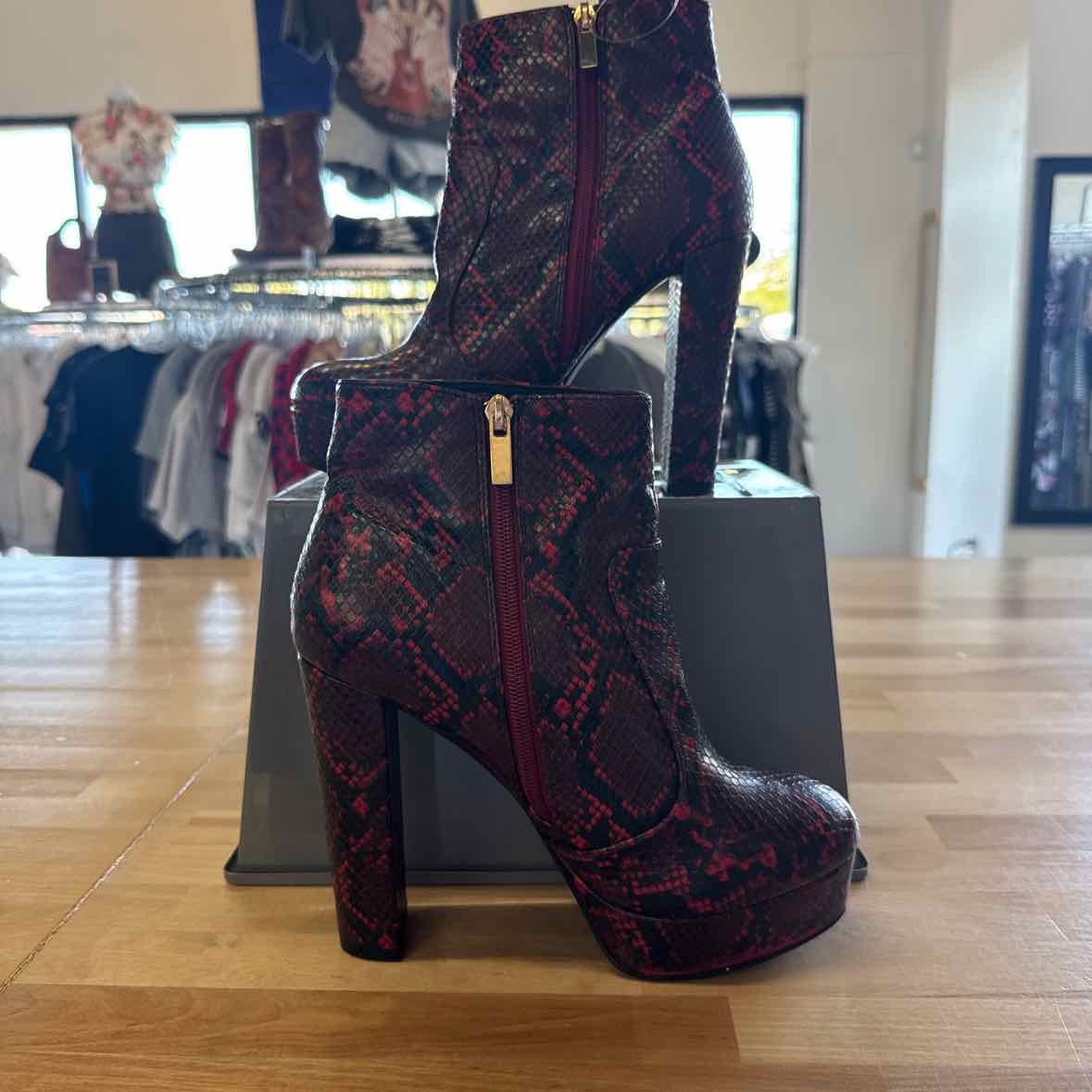 call it spring Shoe Size 8 Red Snakeskin Boots