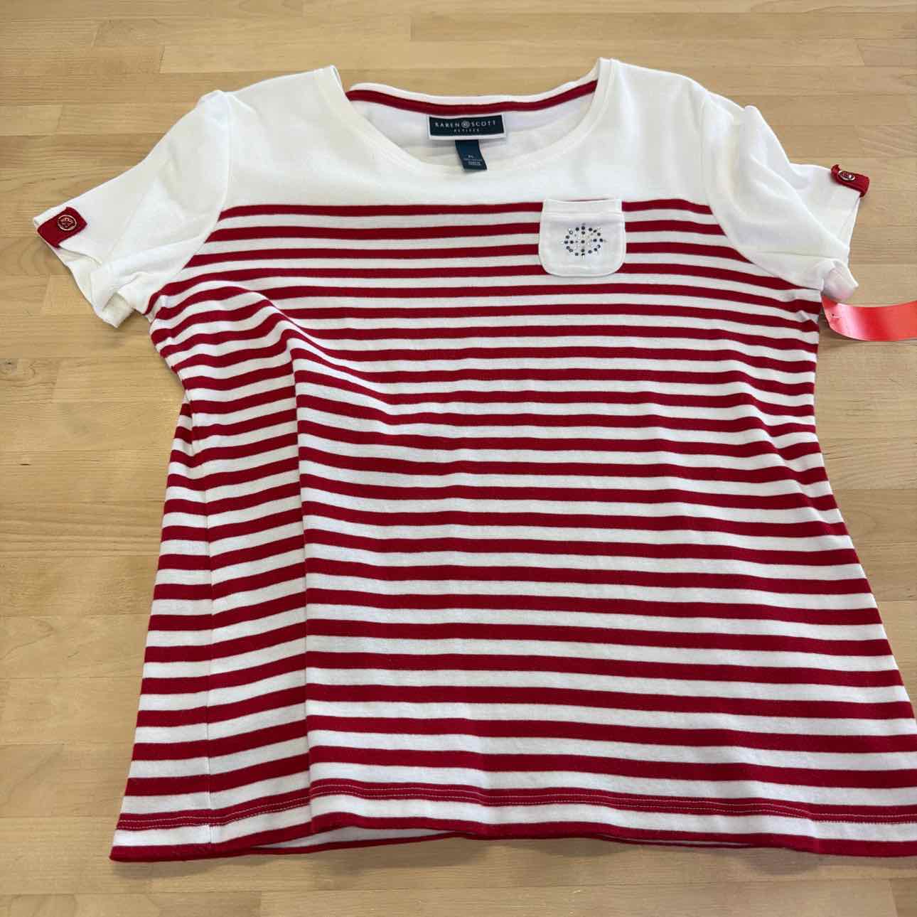 Karen Scott Size PL Red White Preloved T-shirt