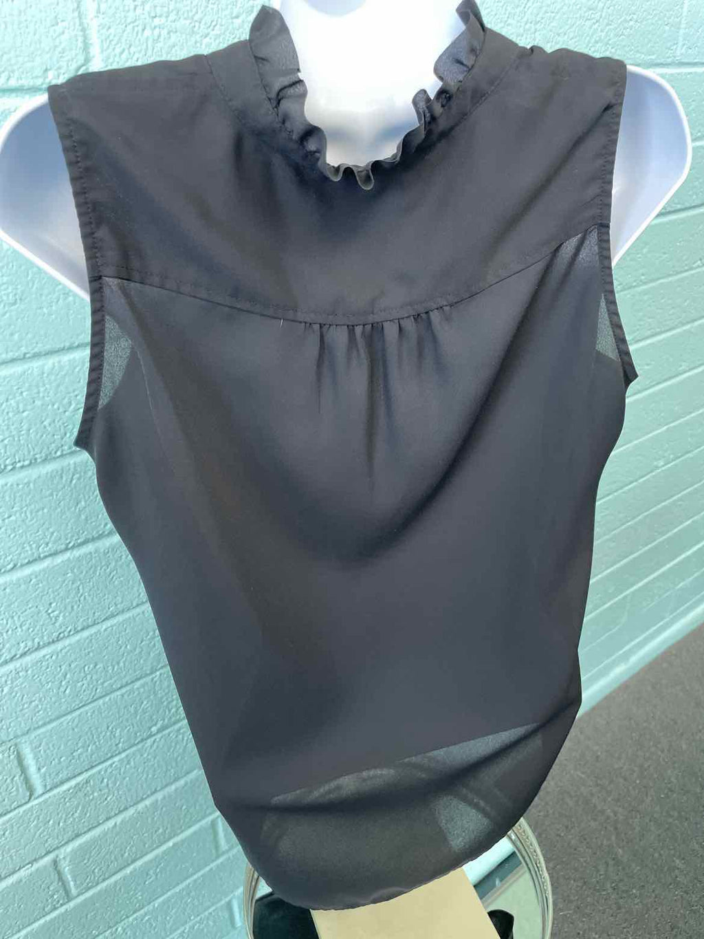 Banana Republic Size PS Black Sleeveless