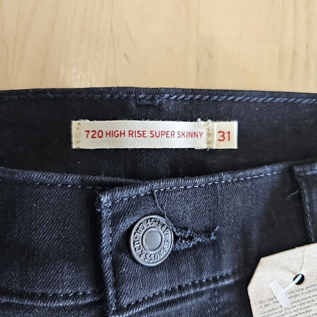 Women's Levi'sÂ® 720â„¢ High-Rise Super Skinny Jeans