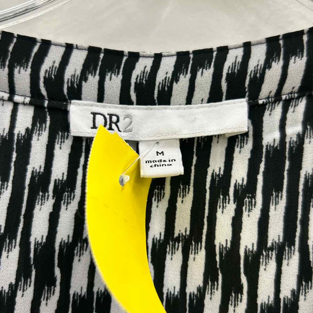 Dr 2 Size M BLACK & WHITE Dress