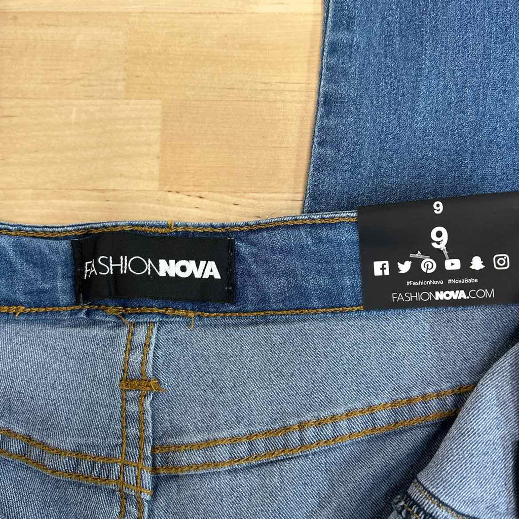 Fashionova Size 9 Blue Denim Preloved Jeans