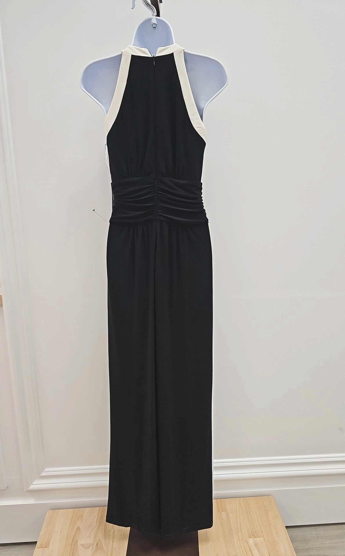 Vince Camuto Size XS Black New Dress