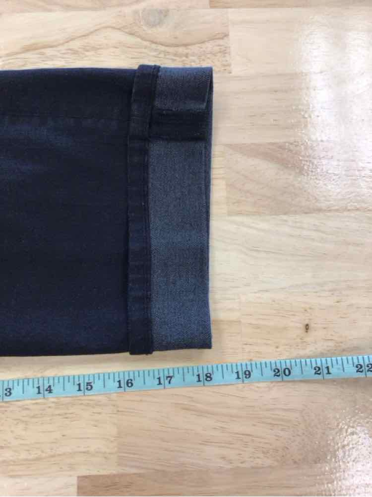 NYDJ Size 8 Black Preloved Capris