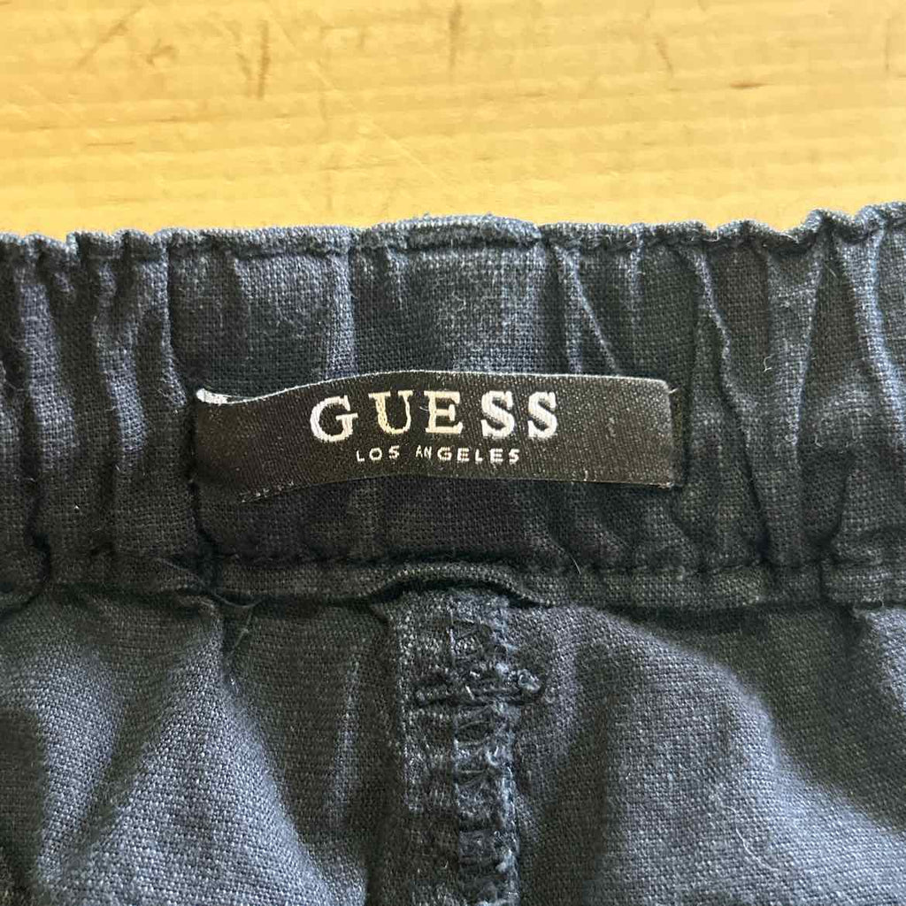 Guess Women Size 2 Black Preloved Shorts