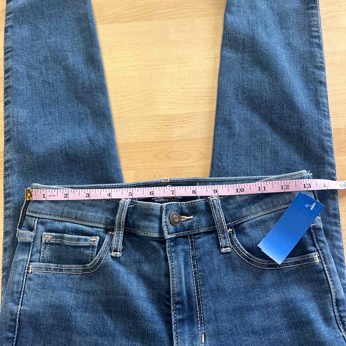 Hollister Size 3 Blue Denim Preloved Jeans