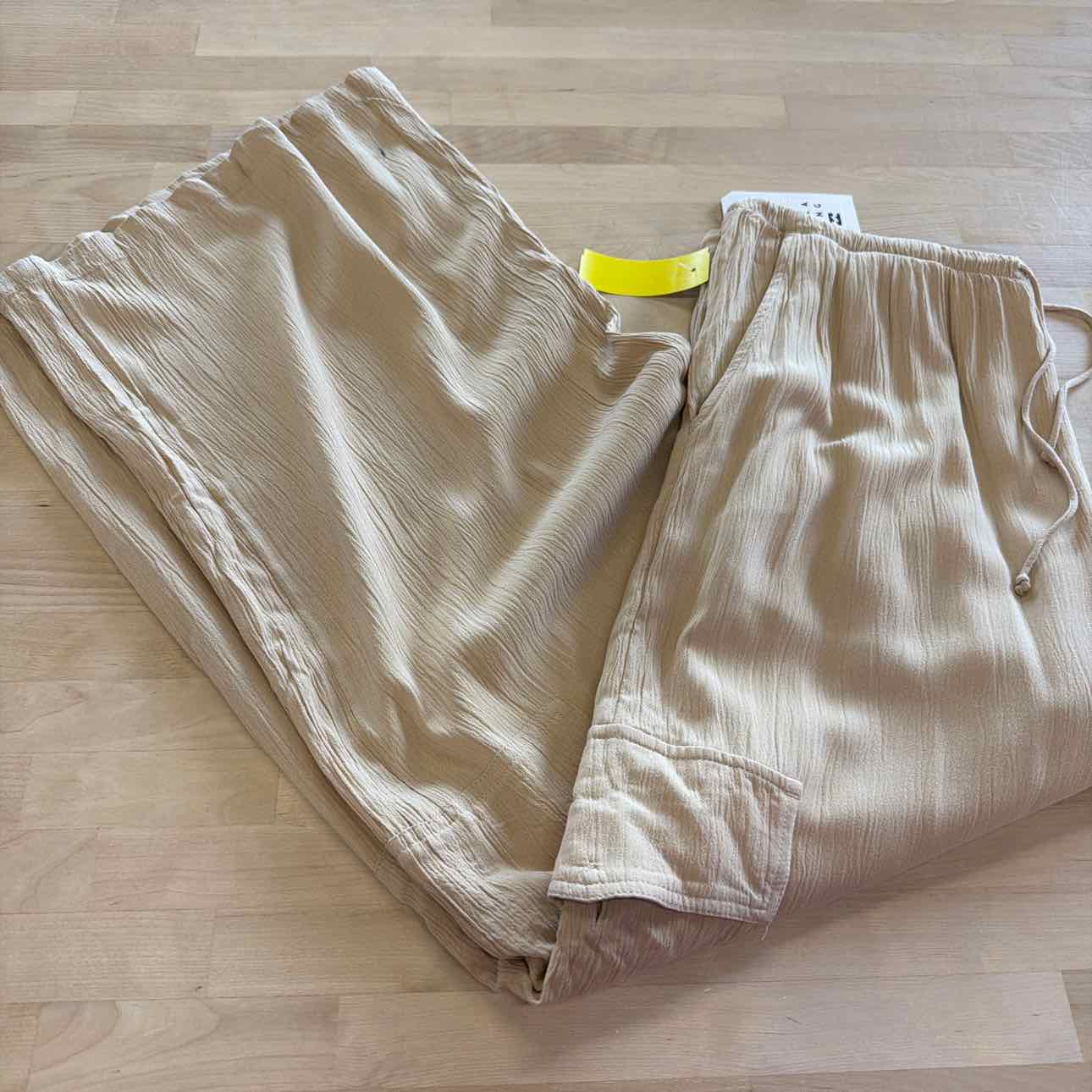 Billabong Juniors' Beach Babe High-Rise Cargo Pants