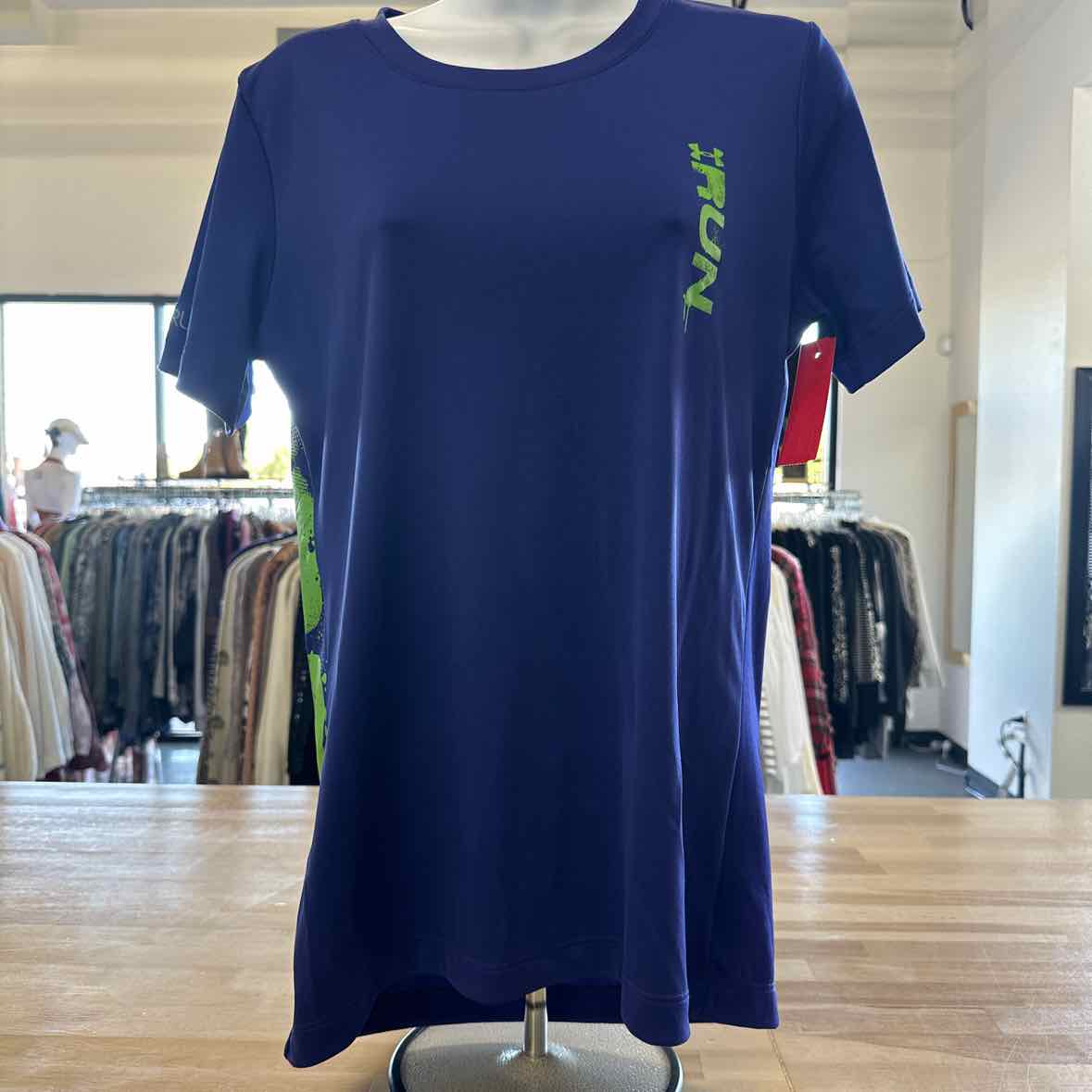 Under Armour Size M Purple T-shirt