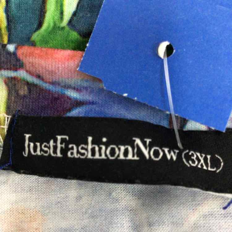 just Fashion Now Size 3XLT Blue Preloved Blouse LS