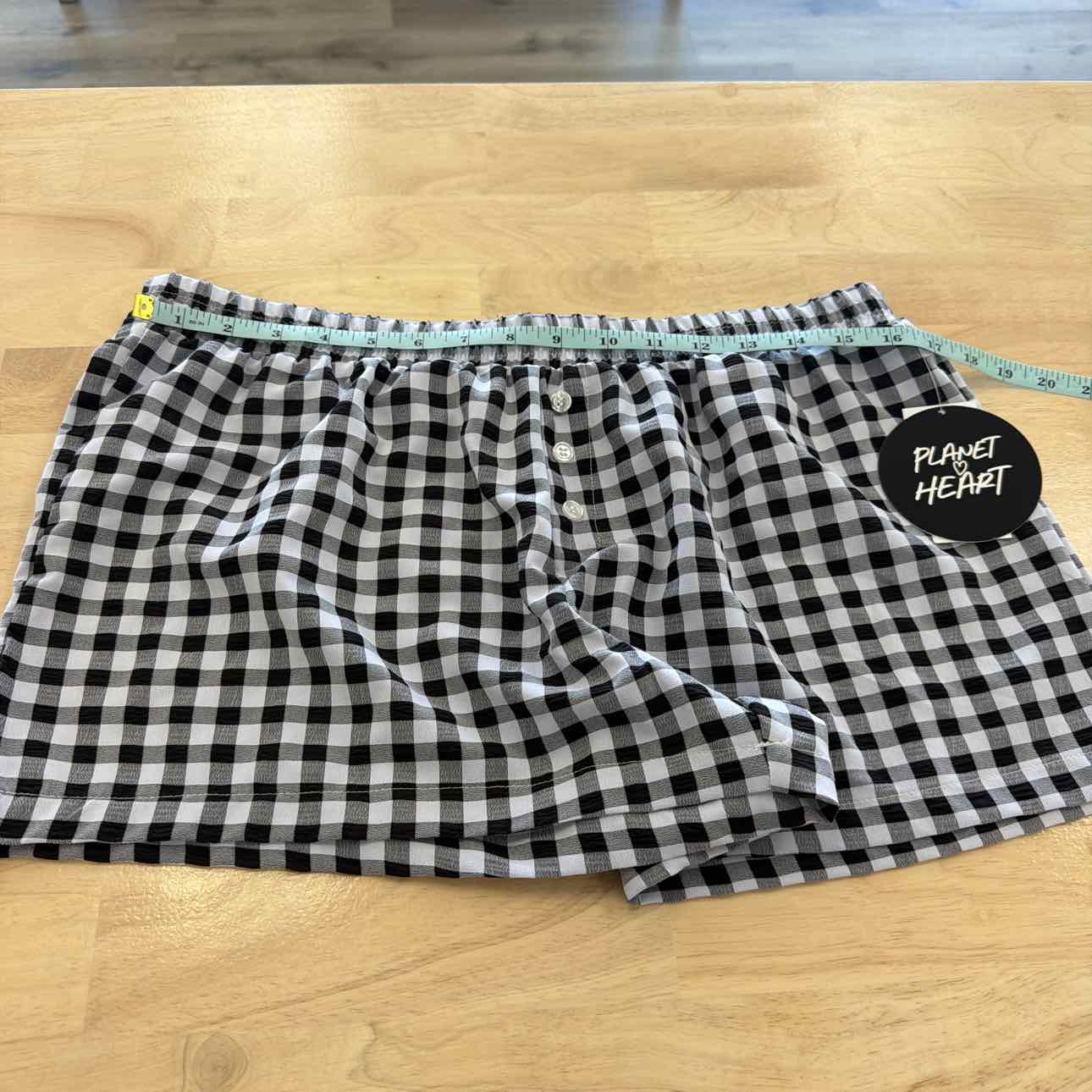 Planet Heart Women Size XL Black New Shorts