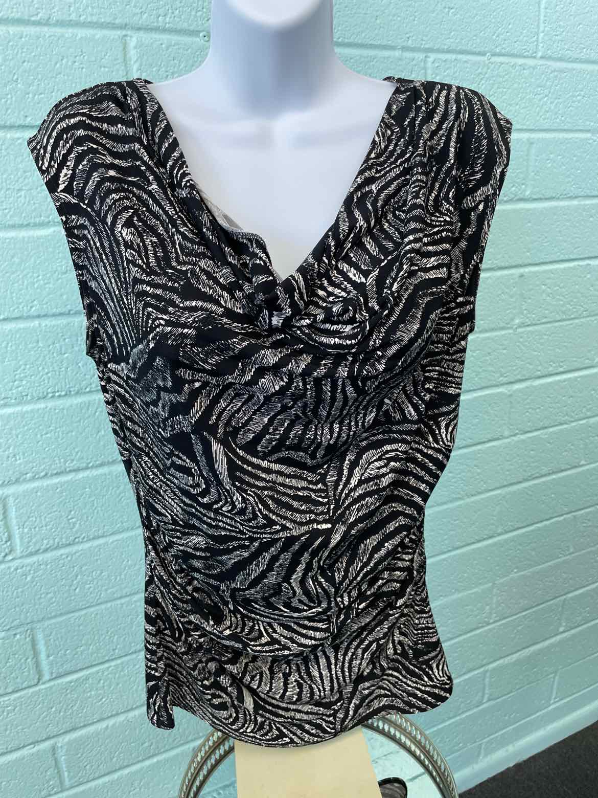 Chaus Size S BLACK & WHITE Sleeveless