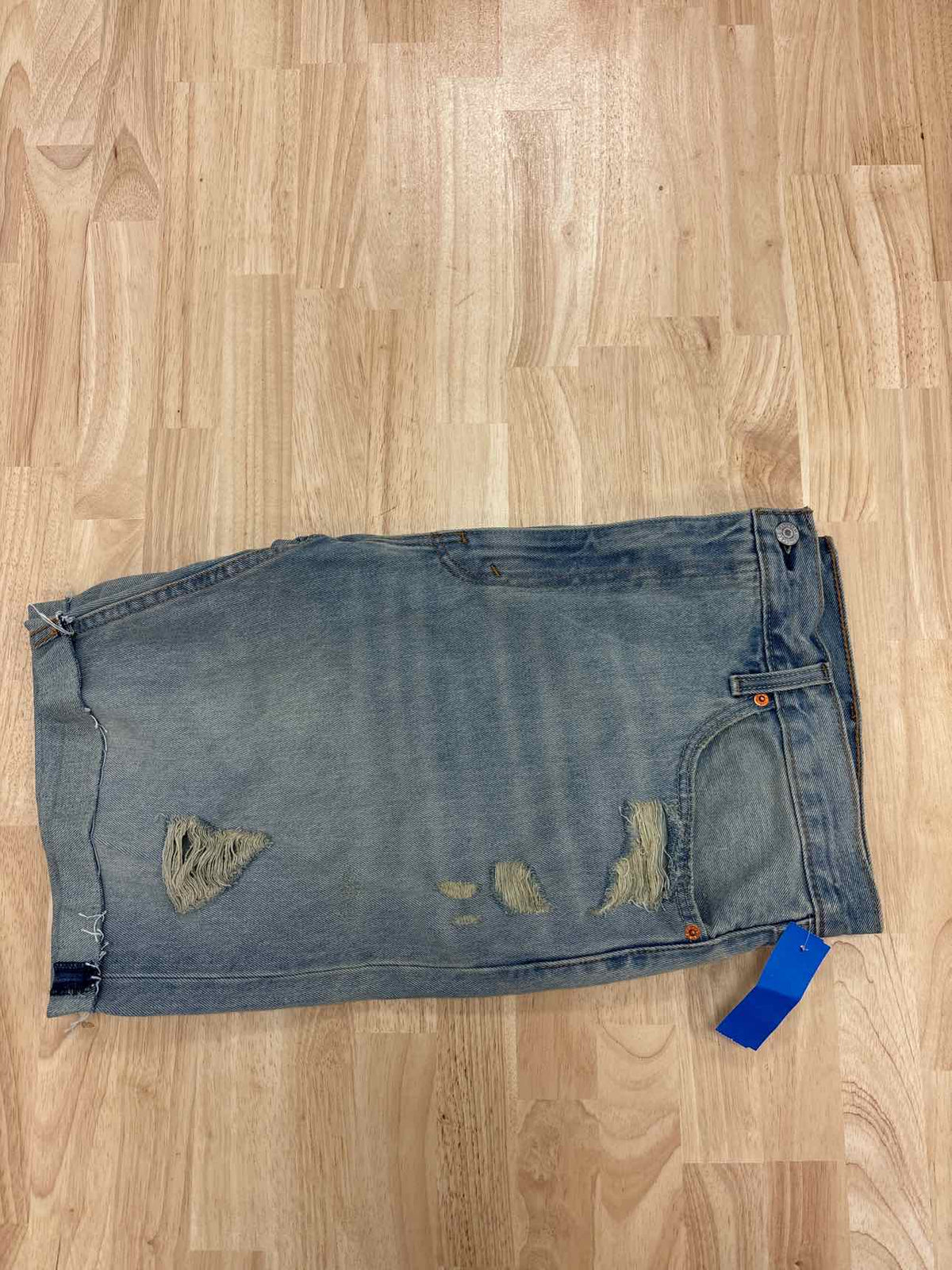 Levi's Men's Size 40 Light Blue MENS Shorts