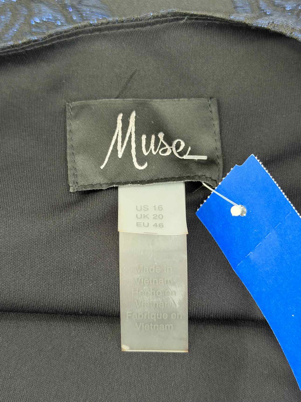 Muse Size 16 Textured-Rose Sleeveless Top - Black Blue