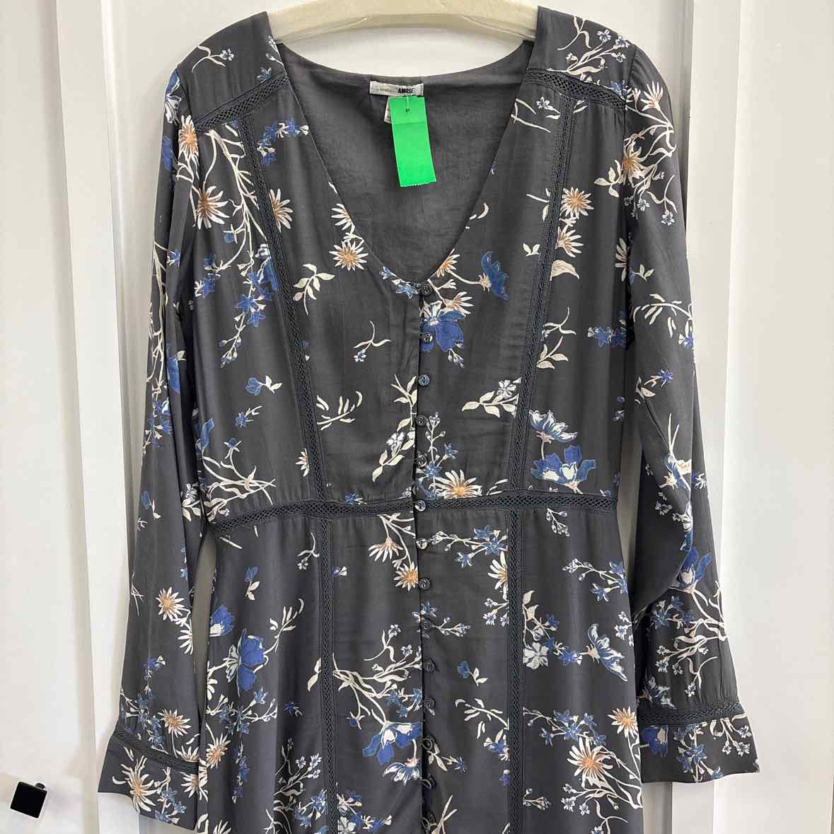 Amuse Society Size M Gray Preloved Dress