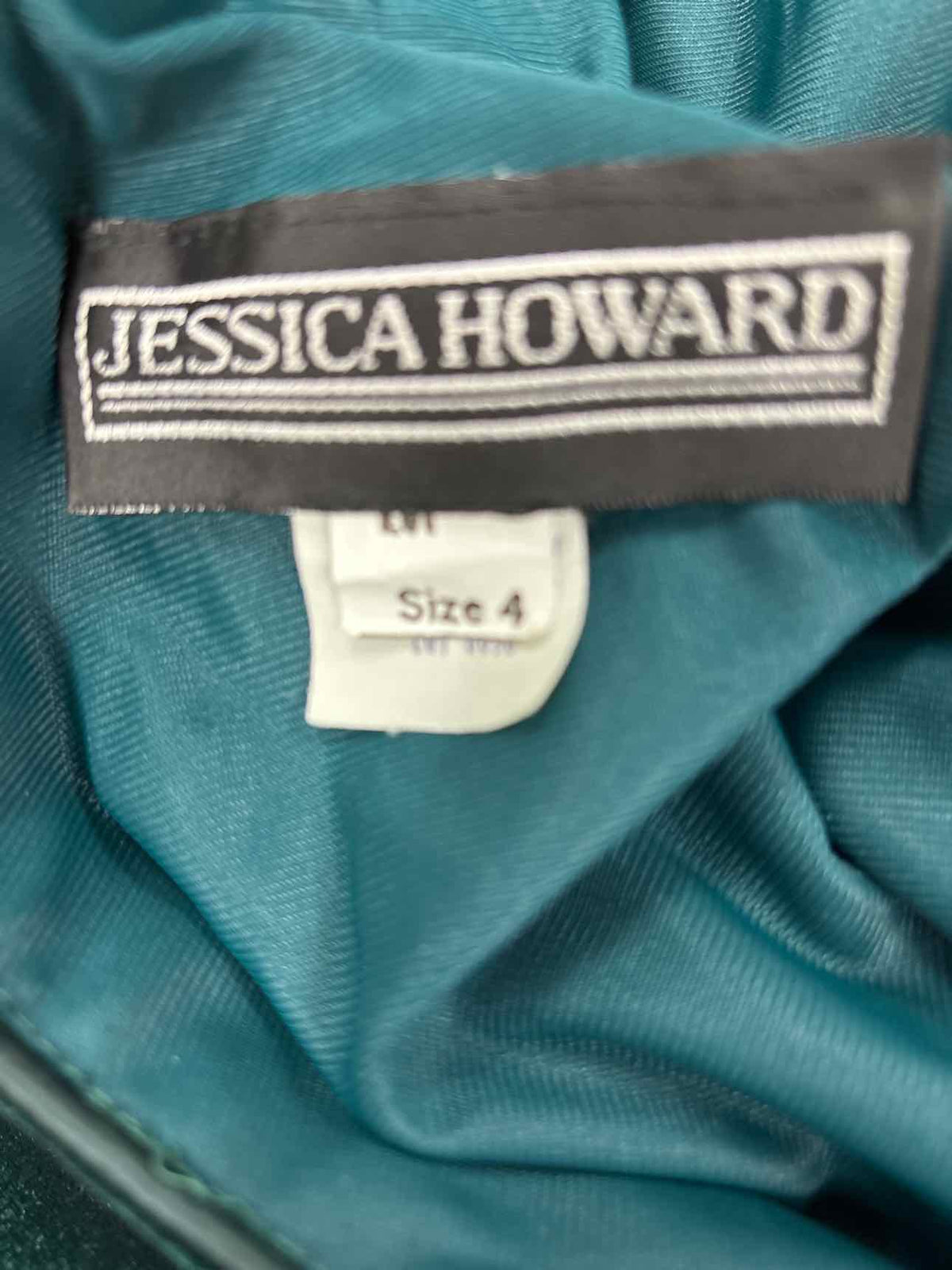 Jessica Howard Size 4 Green Velvet Preloved Dress