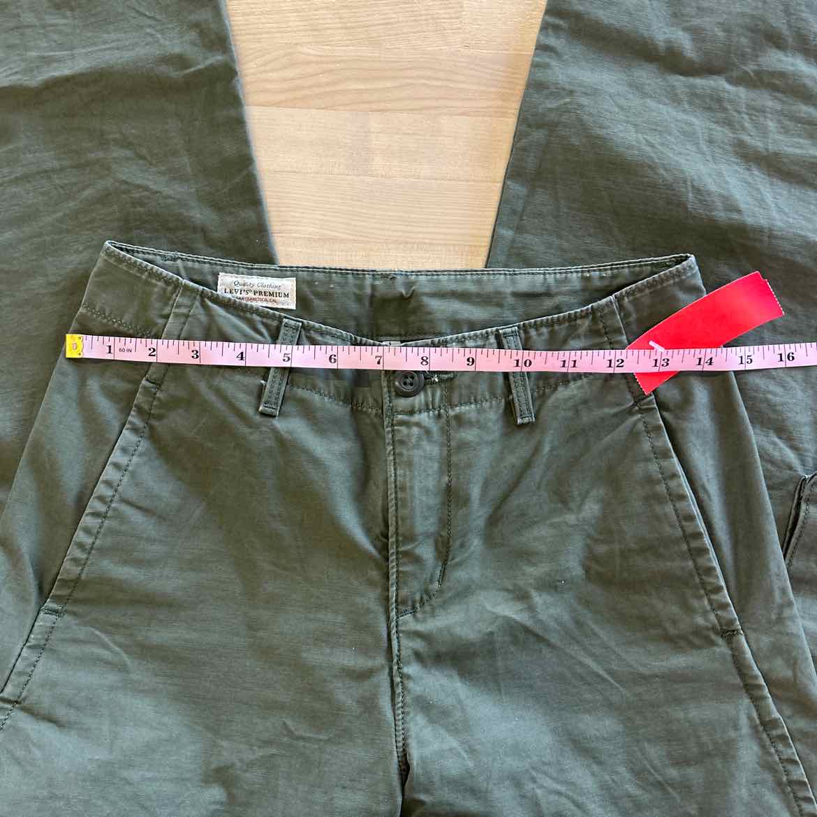 Levi's Size 23 Green Preloved Cargo Pants